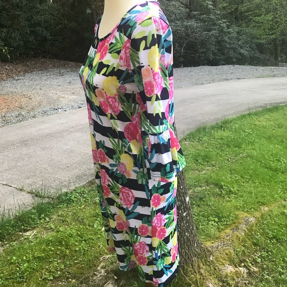 Vera Fishbaugh Fun Floral Dress XS FREE SHIP - Picture 4 of 7
